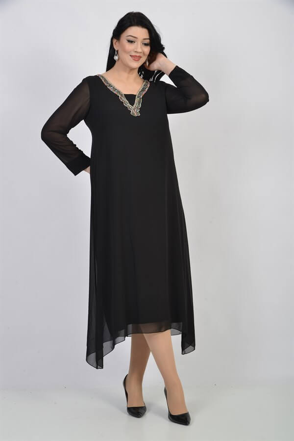 Büyük Beden Siyah Renkli Hazır Yaka Şifon Elbise