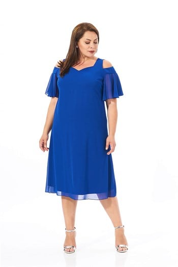 Büyük Beden Saks Mavisi Renkli Omuz Detaylı Şifon Elbise